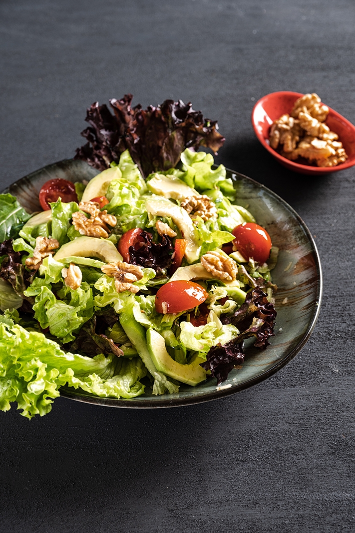 Avokadolu%20Mevsim%20Salata
